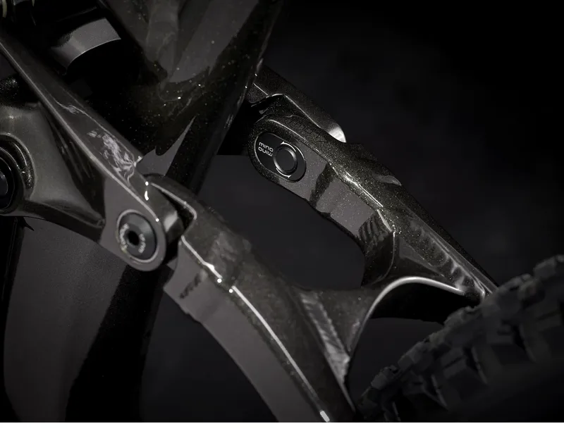 Trek Fuel EX 8 XT Mountain Bike in Red-5